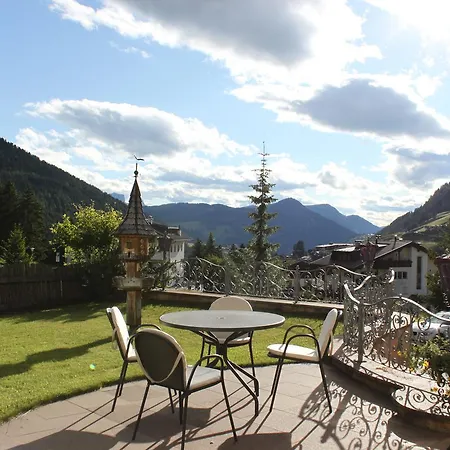 Garni Rosengarten 3*